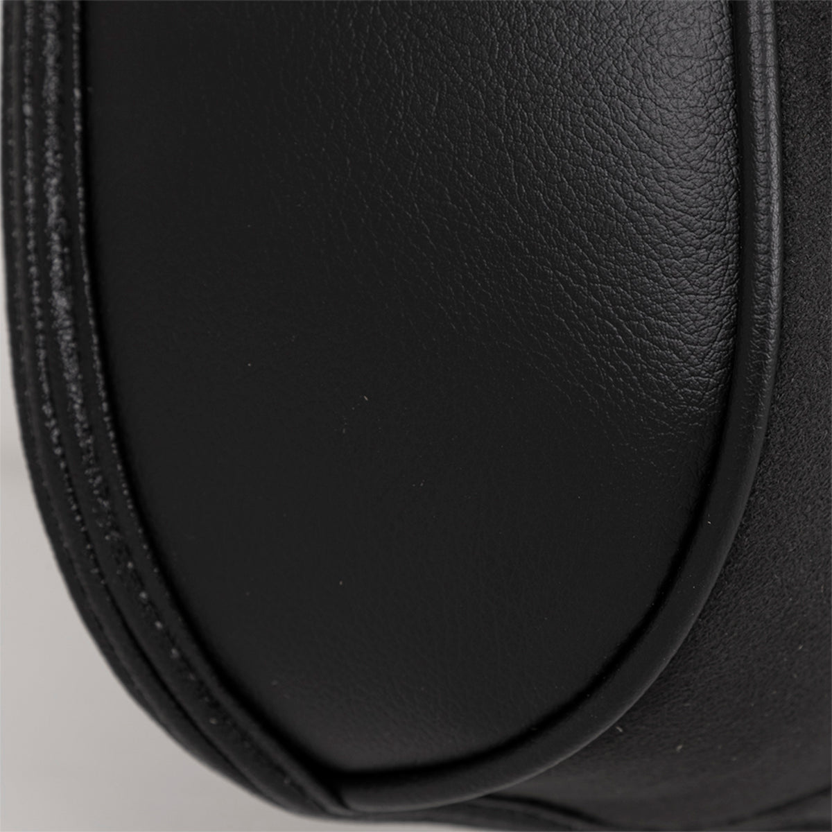 Premium RedDot¬Æ Black Suede GTW¬Æ Mach3 Rear Seat Cushions